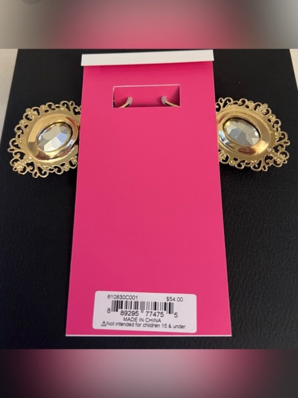 ✨️🐈⬛NWT Betsey Johnson✨️ Gold and Black Cameo🐈⬛ Cat Filigree Drop Earrings - Picture 6 of 6